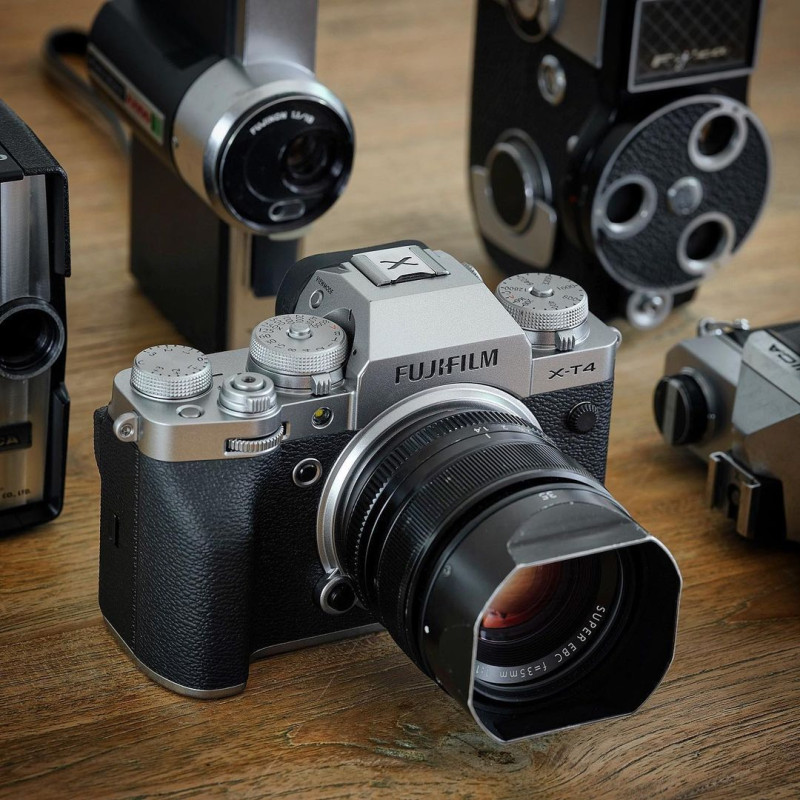 FUJIFILM Mirrorless X-T4 Mirrorless Camera Body 